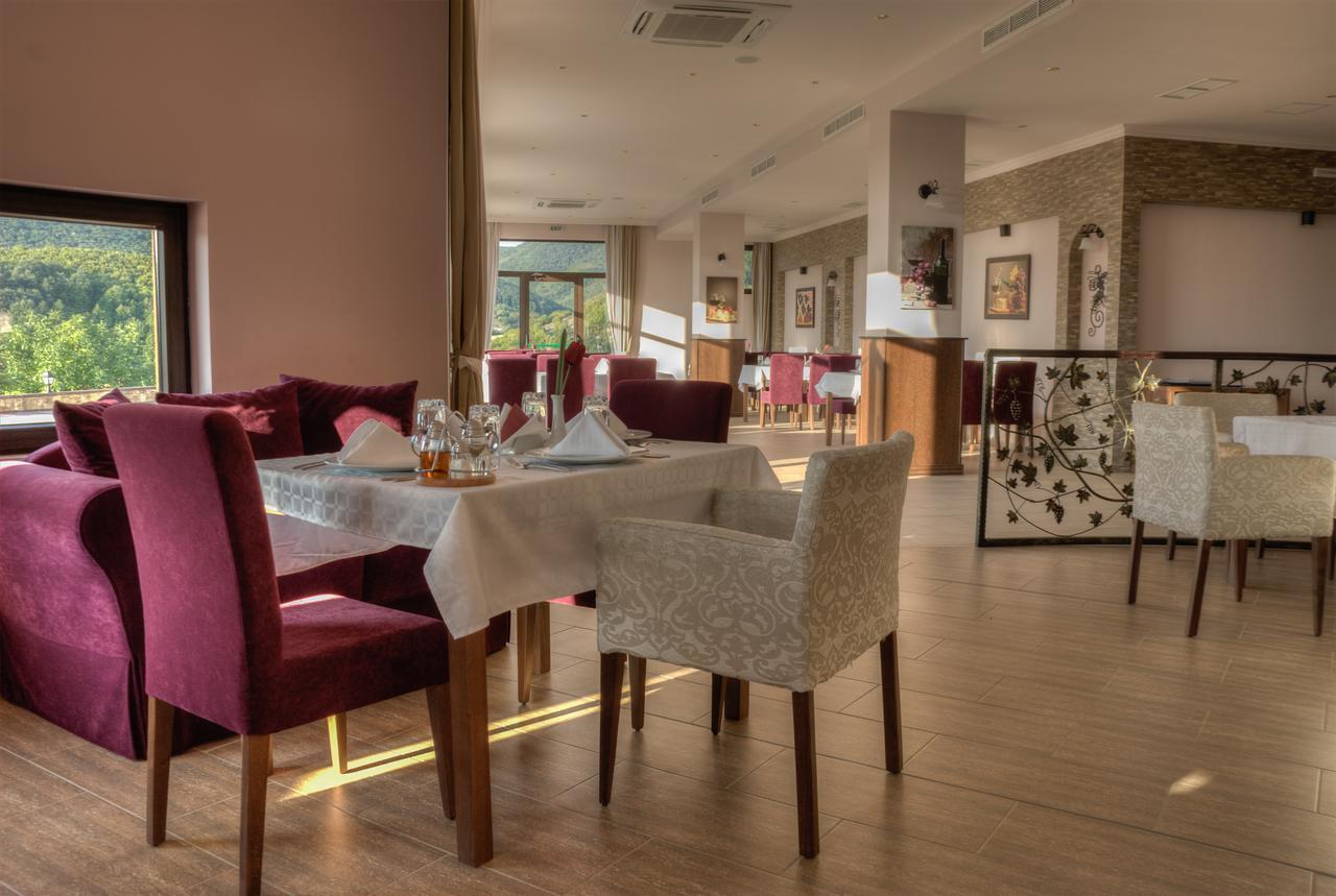 Hotel Chateau Des Bergers Ταργκόβιστε Εξωτερικό φωτογραφία