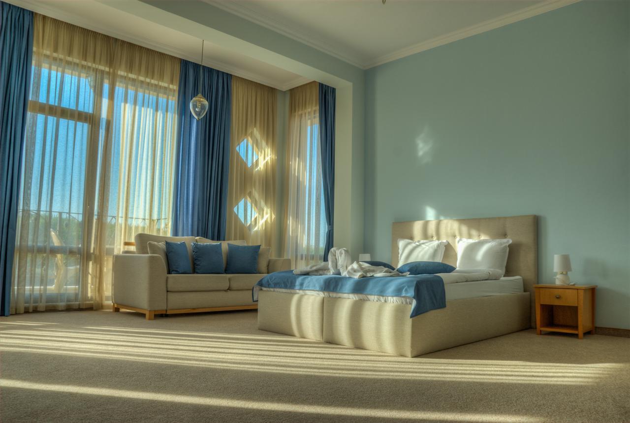 Hotel Chateau Des Bergers Ταργκόβιστε Εξωτερικό φωτογραφία
