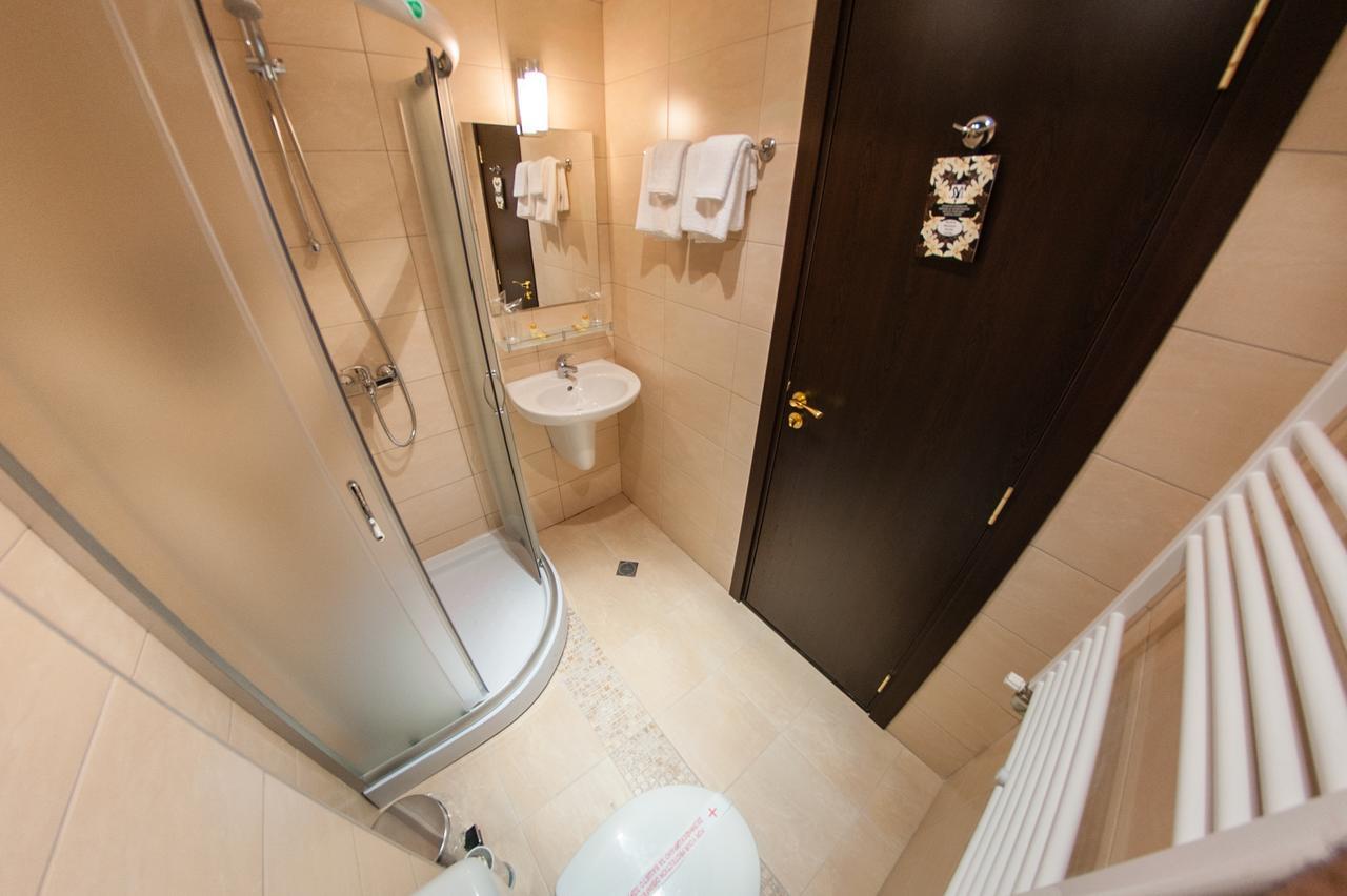 Hotel Chateau Des Bergers Ταργκόβιστε Εξωτερικό φωτογραφία